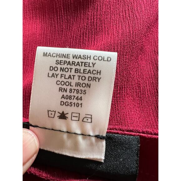 1X Red CARDIGAN Button Front Textured Stretch Poly Crepe 18W 20W Dialogue QVC - Picture 9 of 9